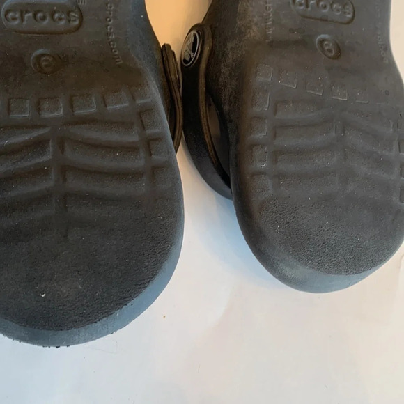 Crocs sandals woman’s size 6 black  with adjustable strap - Picture 9 of 9
